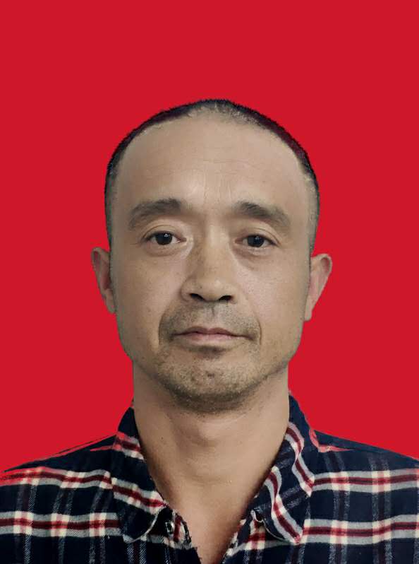 劉前芳（房建施工員）
