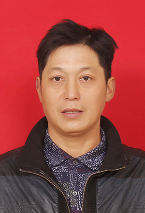 程亮（房建施工員）
